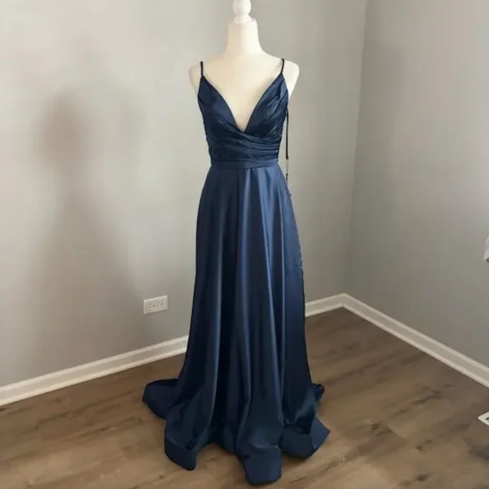 La Femme Floor Length Deep V-neck A-line Satin Ballgown, Midnight/Navy Size 6